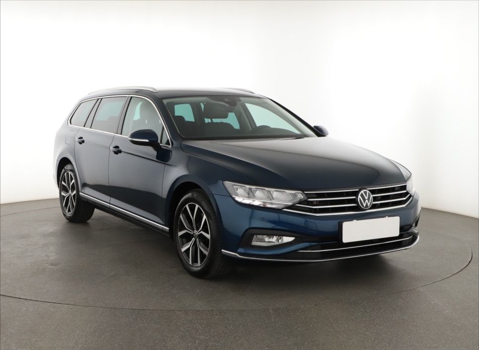 Volkswagen Passat - 2022