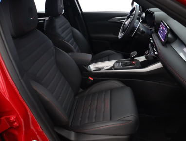 Alfa Romeo Tonale - 2025