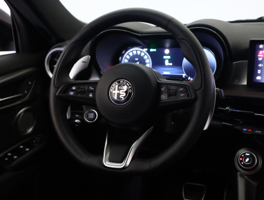 Alfa Romeo Tonale - 2025