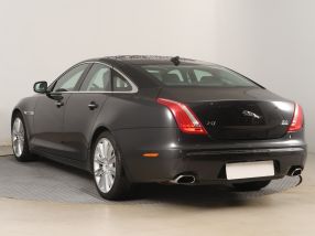 Jaguar XJ - 2014
