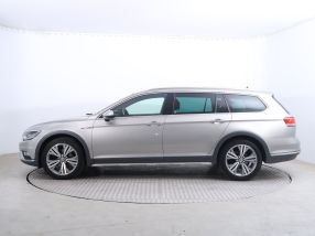 Volkswagen Passat - 2016