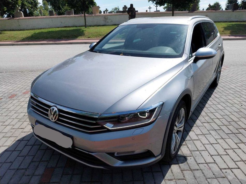 Volkswagen Passat - 2016