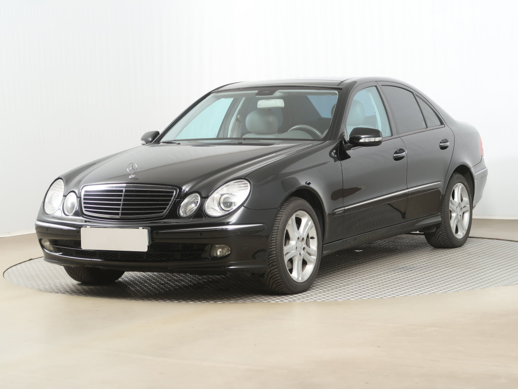 Mercedes-Benz E
