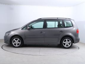 Volkswagen Touran - 2011