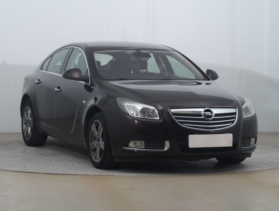 Opel Insignia - 2013