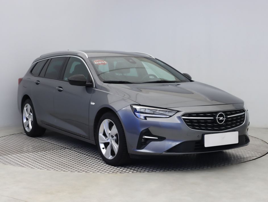 Opel Insignia - 2021