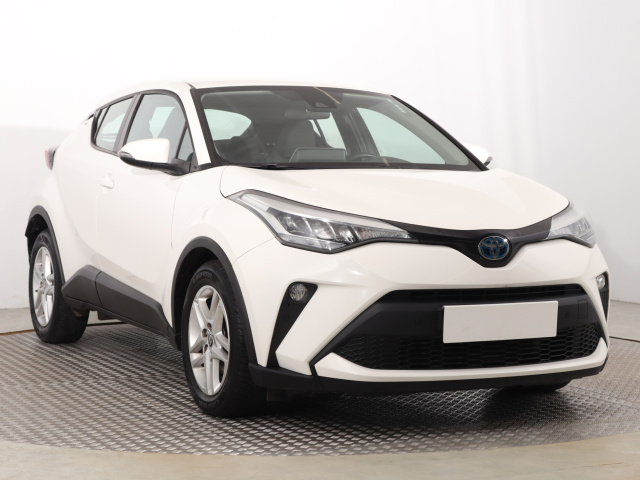 Toyota C-HR, 2022