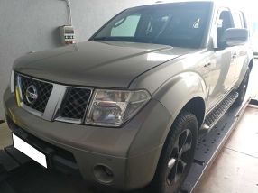 Nissan Pathfinder - 2008