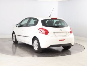 Peugeot 208 - 2014