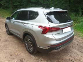 Hyundai Santa Fe - 2021