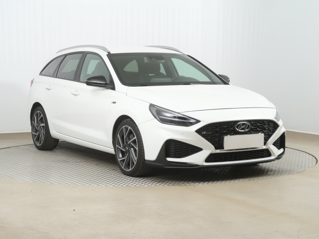 Hyundai i30 2022