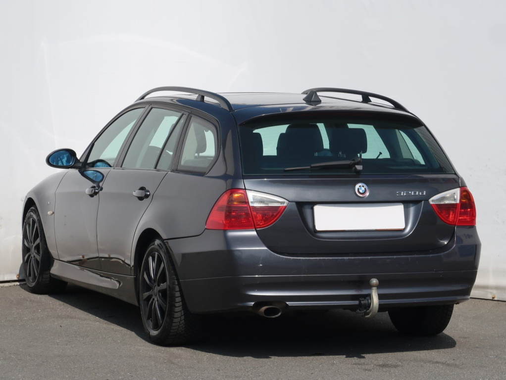 BMW 3