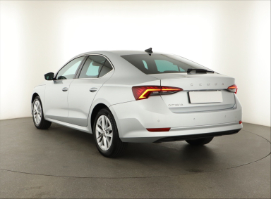 Škoda Octavia - 2023