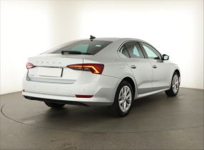 Škoda Octavia - 2023
