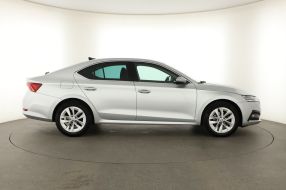 Škoda Octavia - 2023