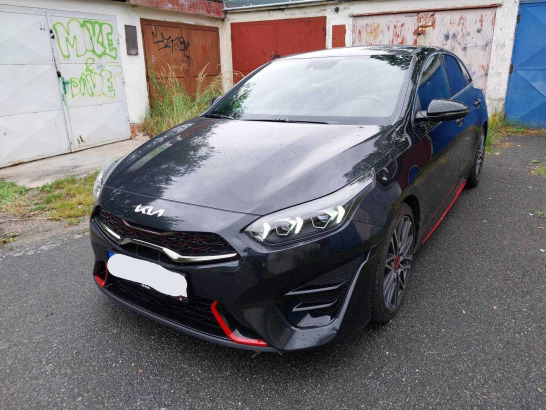Kia ProCeed