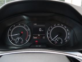 Škoda Kamiq - 2021