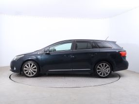Toyota Avensis - 2012
