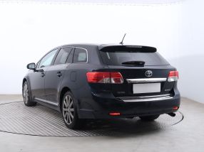 Toyota Avensis - 2012
