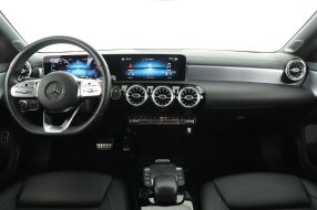 Mercedes-Benz CLA - 2020