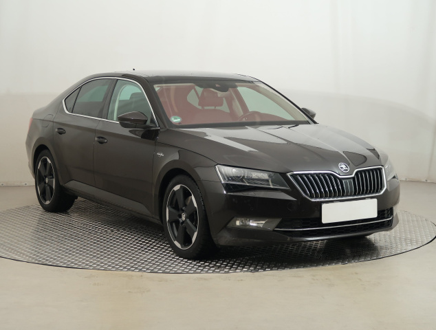 Škoda Superb 2015