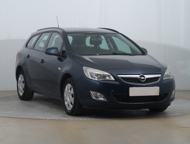Opel Astra 2012