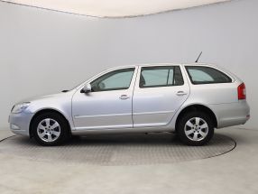 Skoda Octavia - 2011