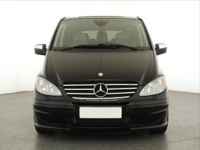 Mercedes-Benz Viano - 2010