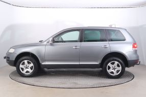 Volkswagen Touareg - 2004