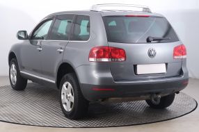 Volkswagen Touareg - 2004