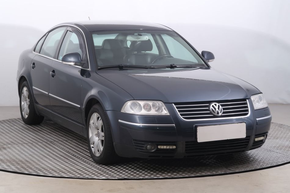 Volkswagen Passat - 2004