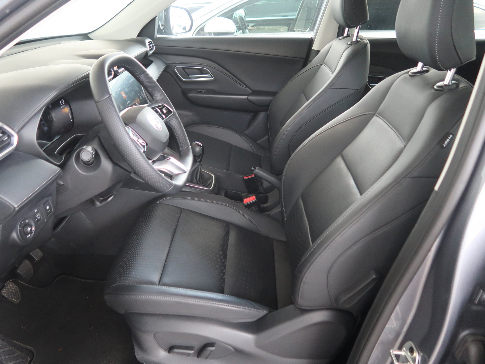 MG ZS SUV - 2025