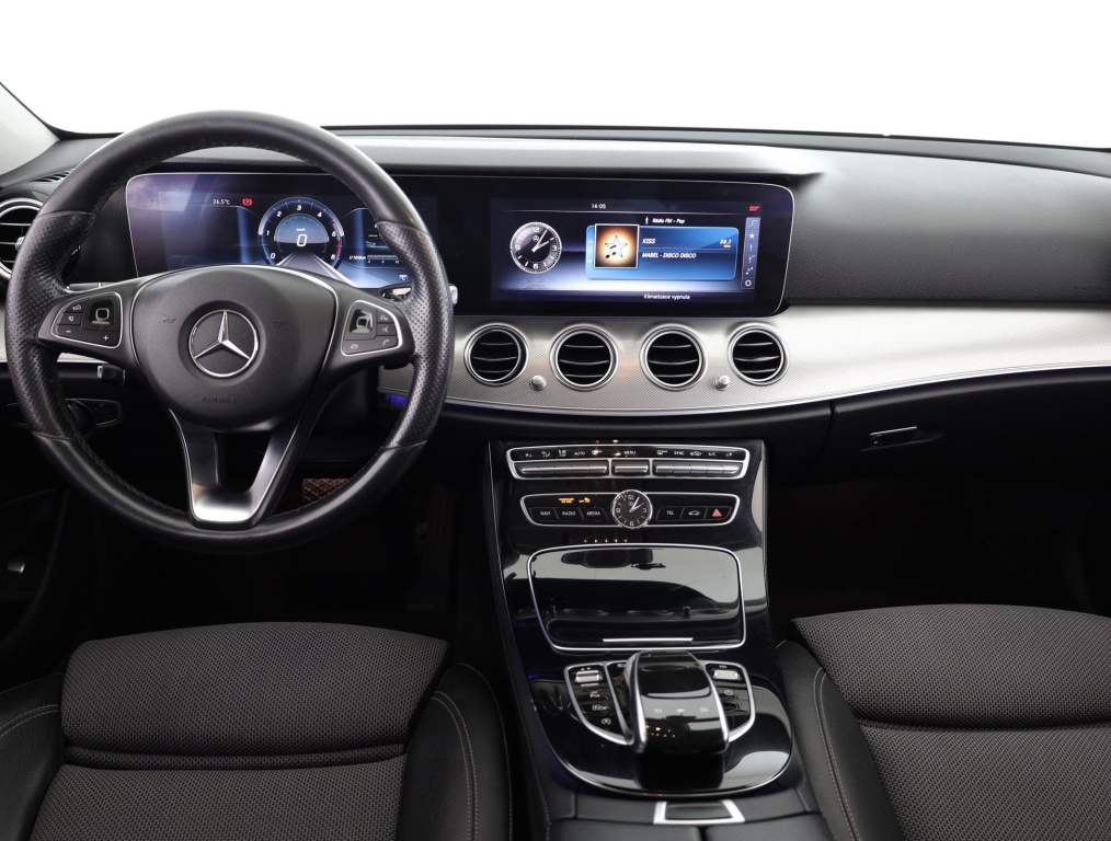 Mercedes-Benz E