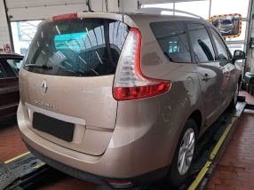 Renault Grand Scenic - 2015
