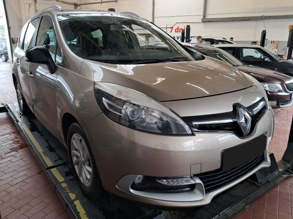 Renault Grand Scenic - 2015
