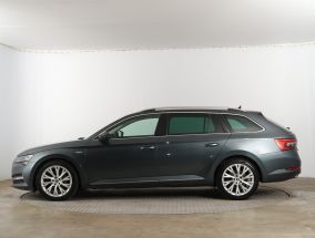 Skoda Superb - 2019