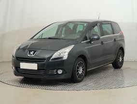 Peugeot 5008 - 2011