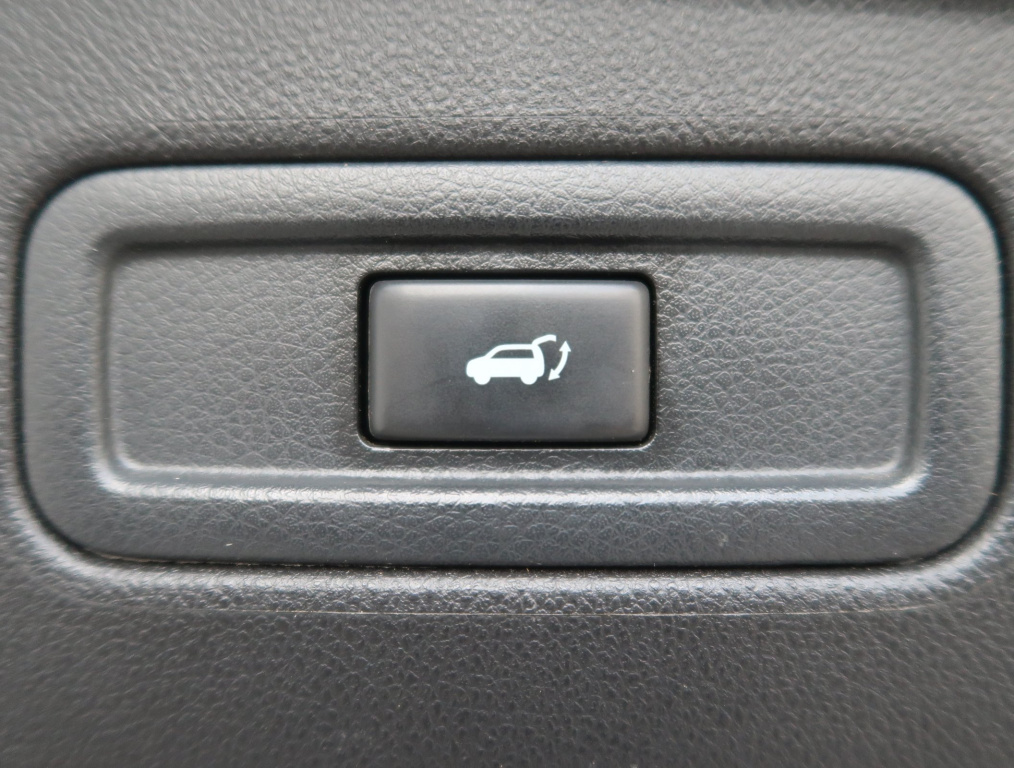 Infiniti QX70