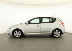 Kia Ceed - 2010