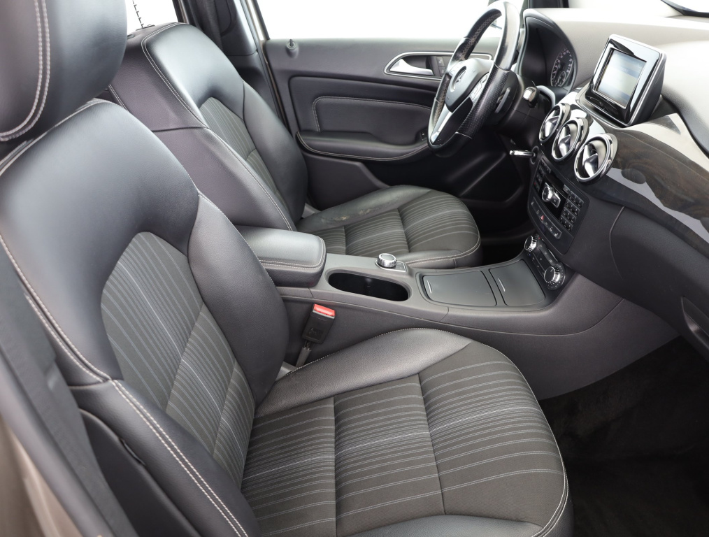 Mercedes-Benz B