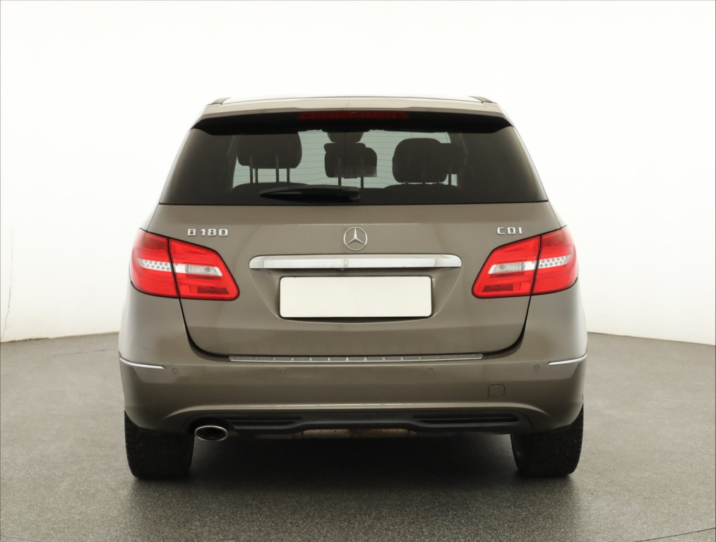 Mercedes-Benz B