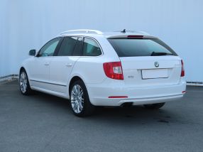 Skoda Superb - 2011