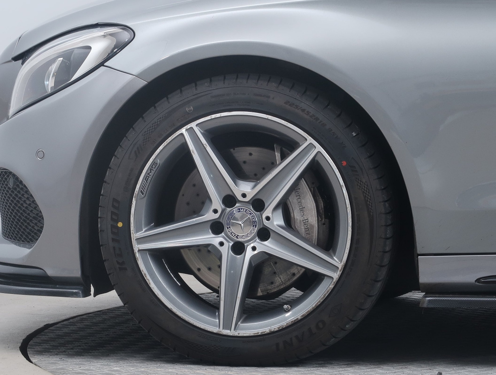 Mercedes-Benz C