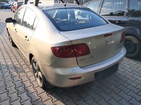 Mazda 3 - 2004