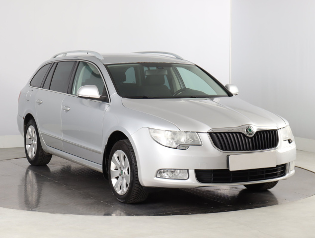 Škoda Superb 2010