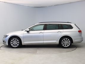 Volkswagen Passat - 2015