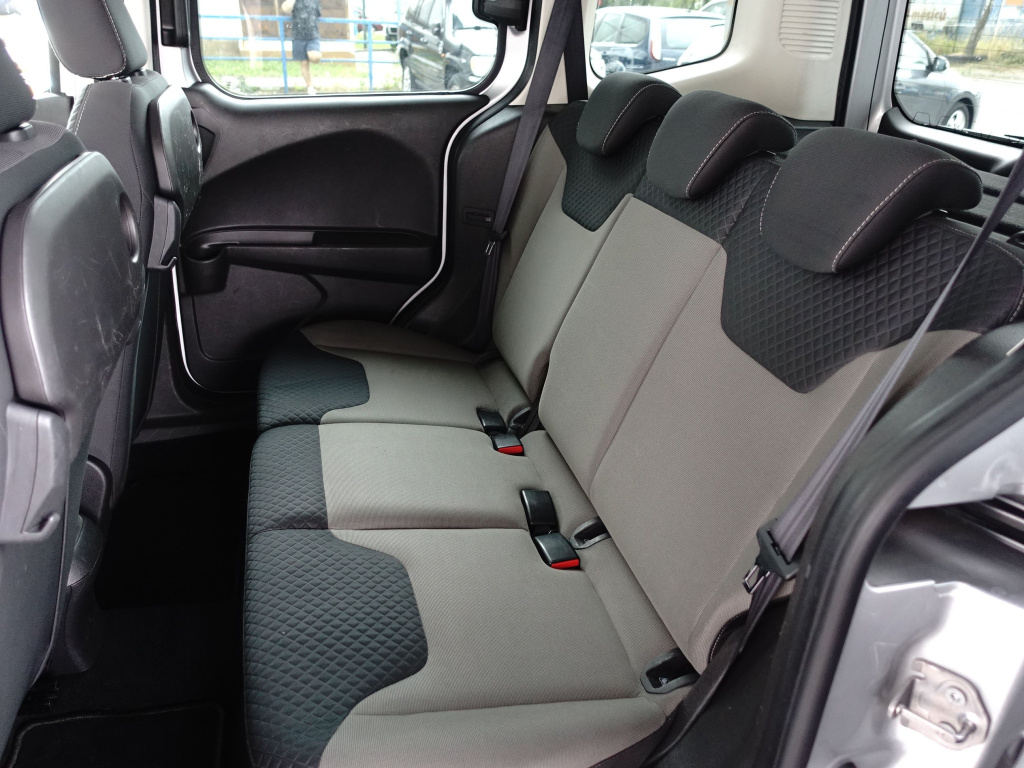 Ford Tourneo Courier