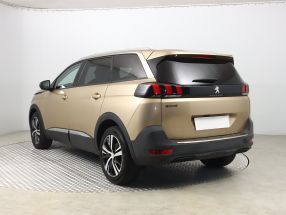 Peugeot 5008 - 2018