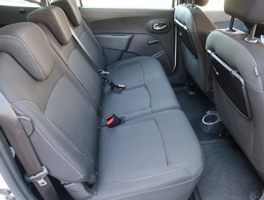 Dacia Lodgy