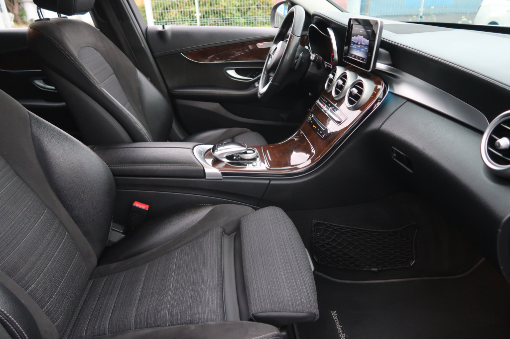 Mercedes-Benz C